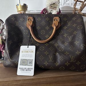 Louis Vuitton Speedy